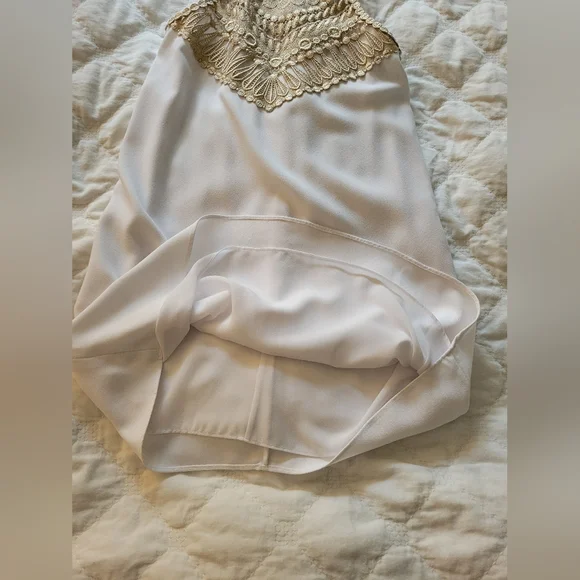 Lilly Pulitzer while and gold pearl soft shift dress, size 4 - Picture 11 of 14